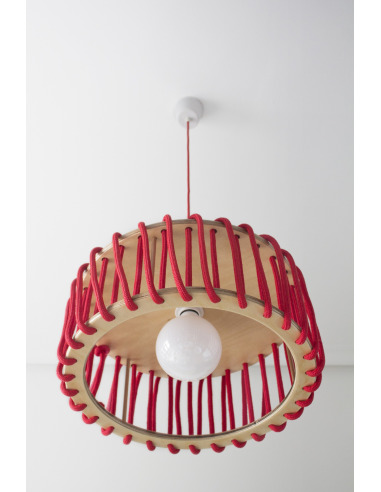 Suspension Macaron 30 cm par Silvia Ceñal en bois et corde