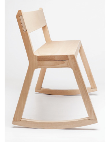 Banc A Bascule Tina En Hetre Avec Dossier Au Design Scandinave Par Andrea Rekalidis X Covo Design