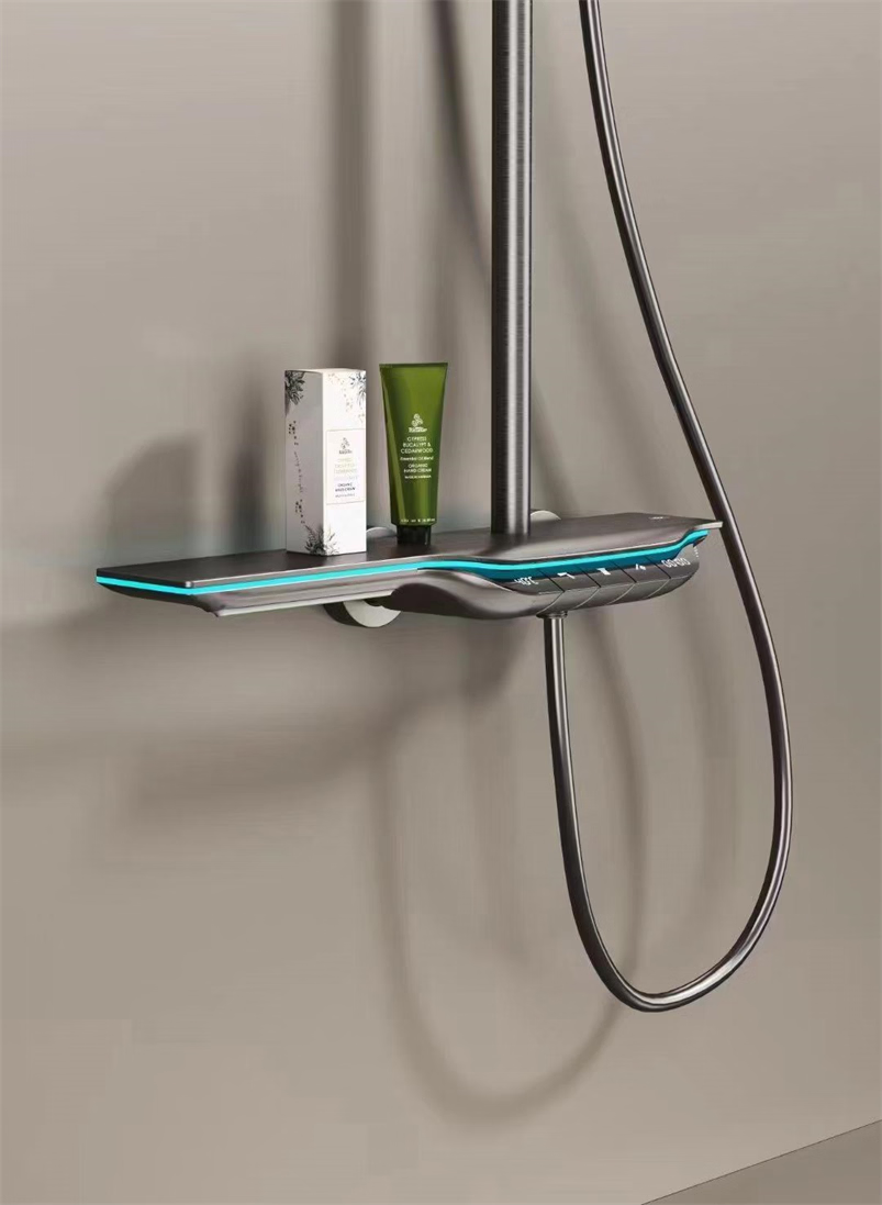 Colonne de douche Alicia thermostatique à affichage LED avec tablettes et 3 modes de sortie d'eau par Pavao Studio Colonne de douche Alicia thermostatique à affichage LED avec tablettes et 3 modes de sortie d'eau par Pavao Studio – Image 5