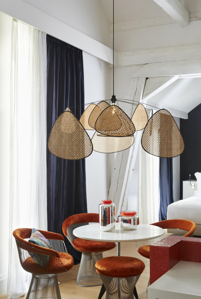 Zoom sur le cannage : un intemporel déco. Suspension screen cannage Market Set