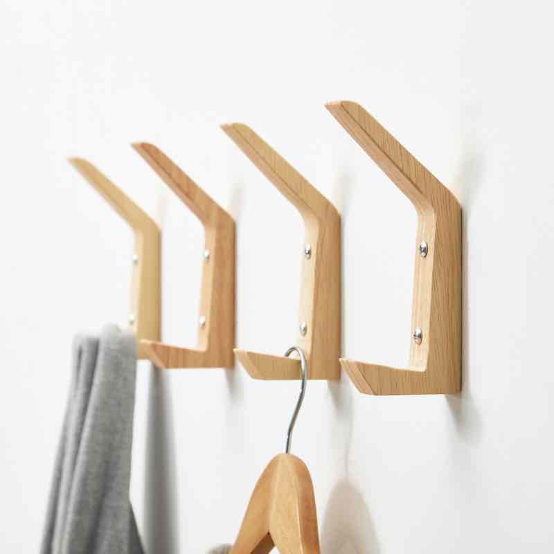 Patères murales en bois : ajoutez une touche naturelle et pratique à votre intérieur Patère en bois
