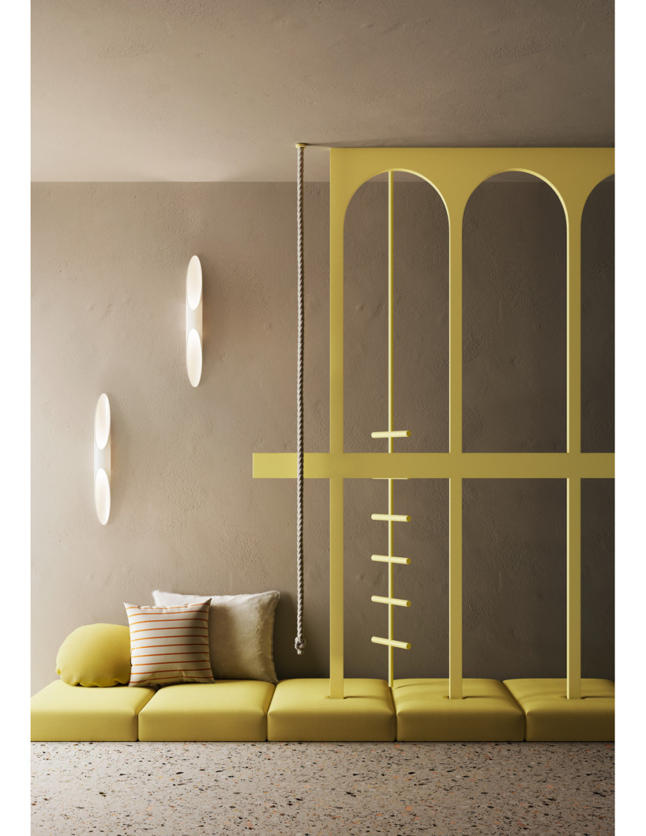 Sélection de luminaires design pour une ambiance chaleureuse et élégante | Otoko Une image contenant texte, intérieur, jauneDescription générée automatiquement