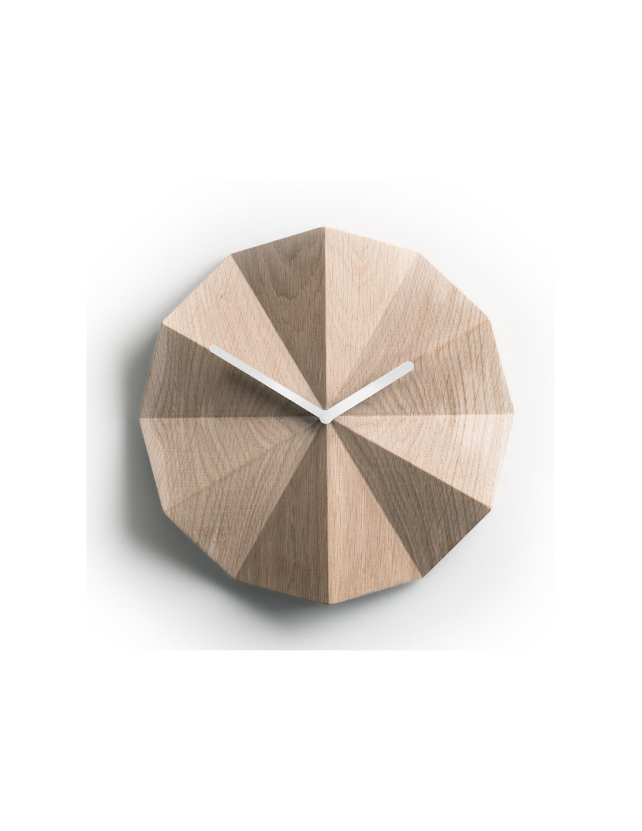 5 horloges design pour une décoration murale tendance Lawa design