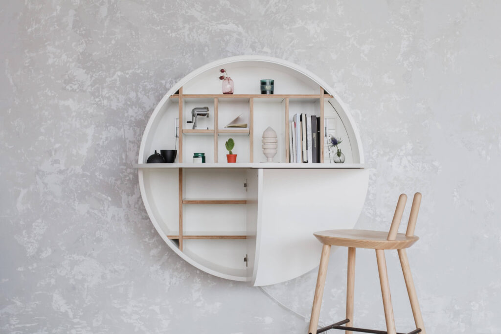 Bureau mural Pill Emko blanc design scandinave avec prises USB intégrées