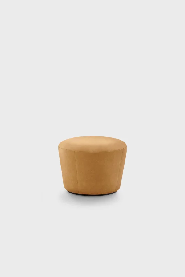 Pouf design Naïve by etc.etc. x EMKO, cognac cuir 52