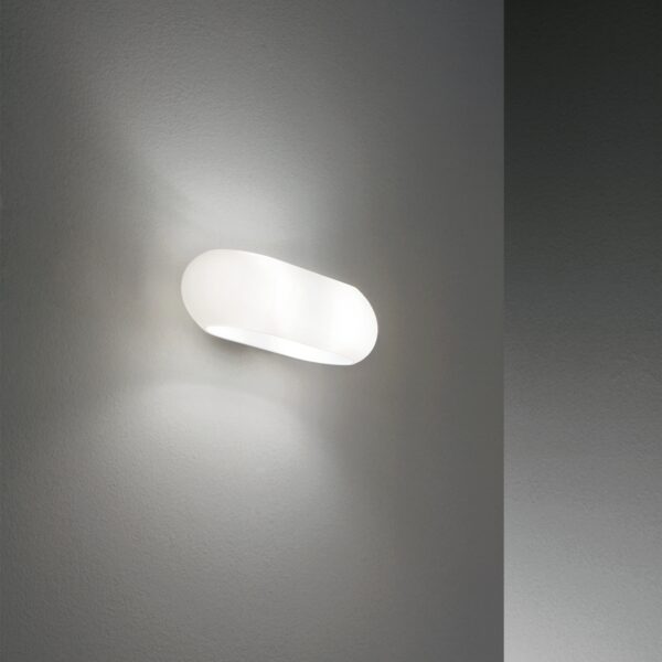 Applique murale Moris ovale en verre soufflé blanc par Ideal Lux – vue 2