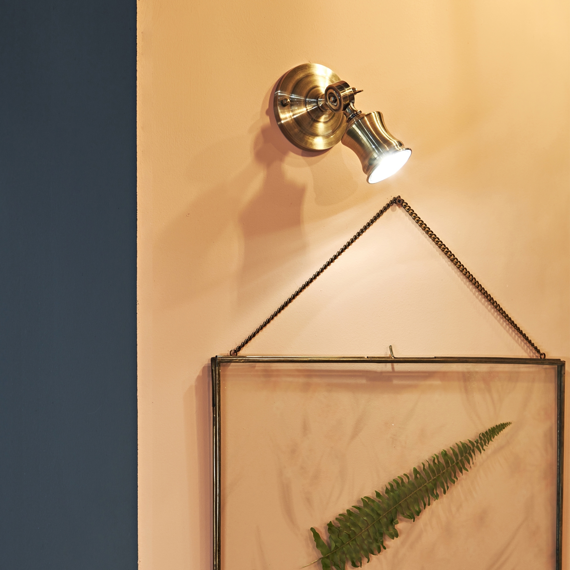 Applique murale Barber au design vintage par Ideal Lux Applique murale Barber au design vintage par Ideal Lux – Image 3