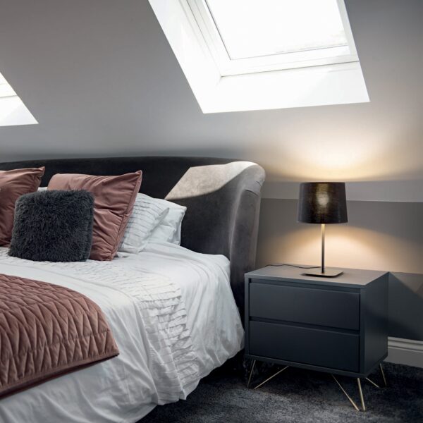 Lampe à poser Nordik moderne avec Abat-jour noir intérieur or par Ideal Lux – vue 2
