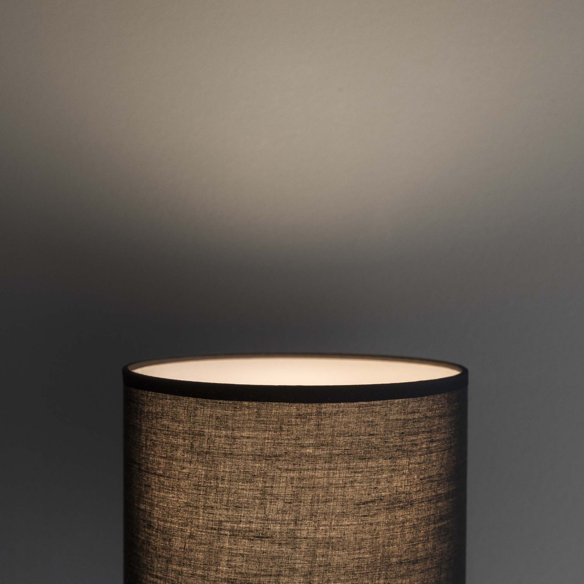 Lampe à poser Set Up avec prise USB et interrupteurs indépendants par Ideal Lux Lampe à poser Set Up avec prise USB et interrupteurs indépendants par Ideal Lux – Image 7