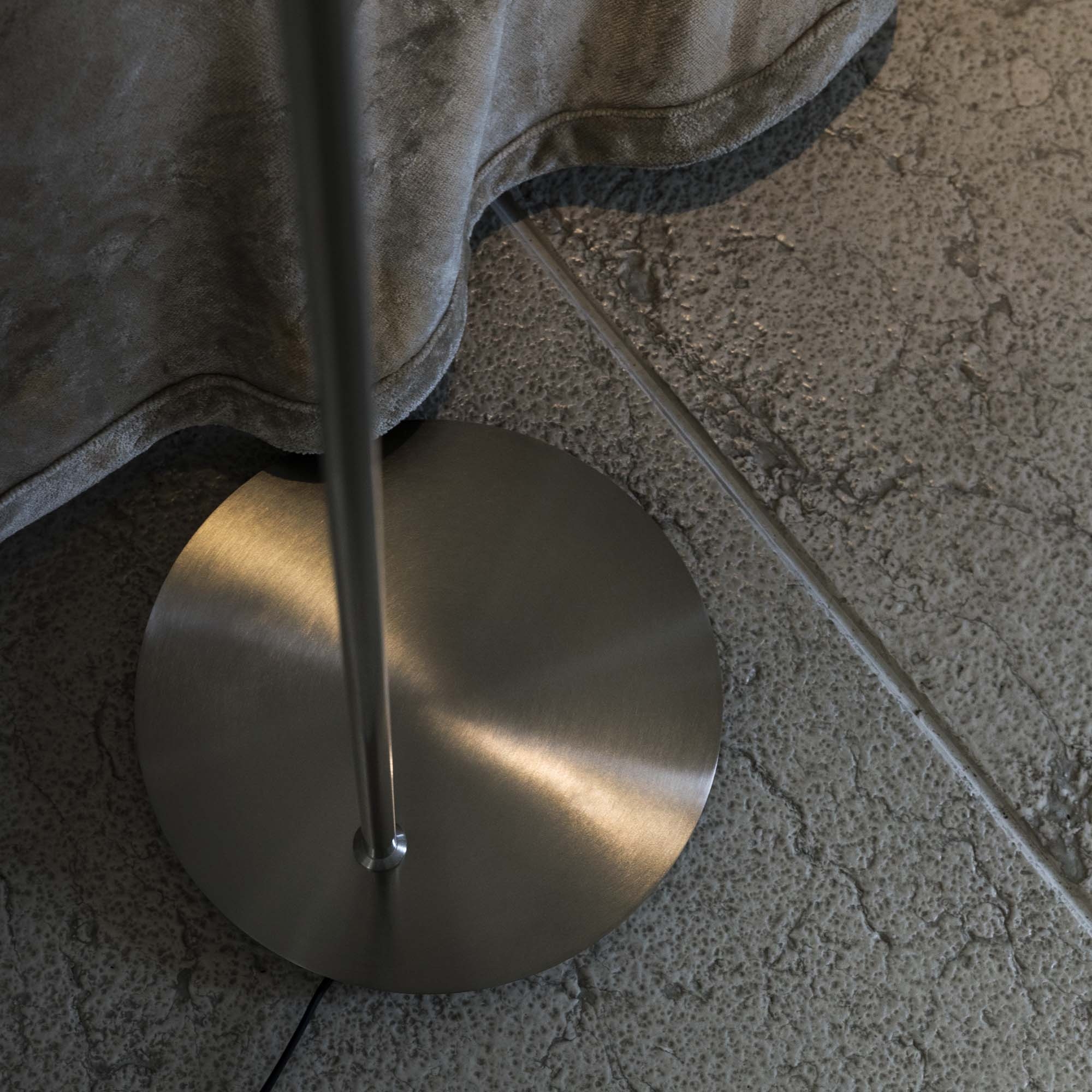 Lampadaire Diesis minimaliste à Spot réglable par Ideal Lux Lampadaire Diesis minimaliste à Spot réglable par Ideal Lux – Image 7