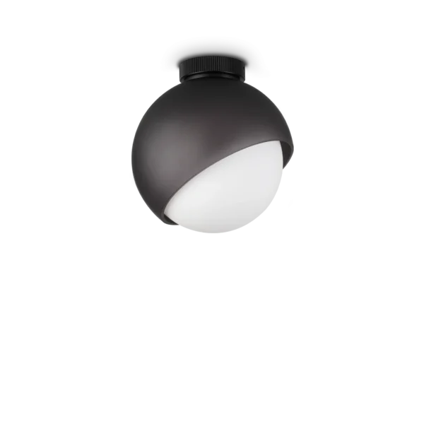 Plafonnier Bloom sphère inclinée en verre opalin par Ideal Lux