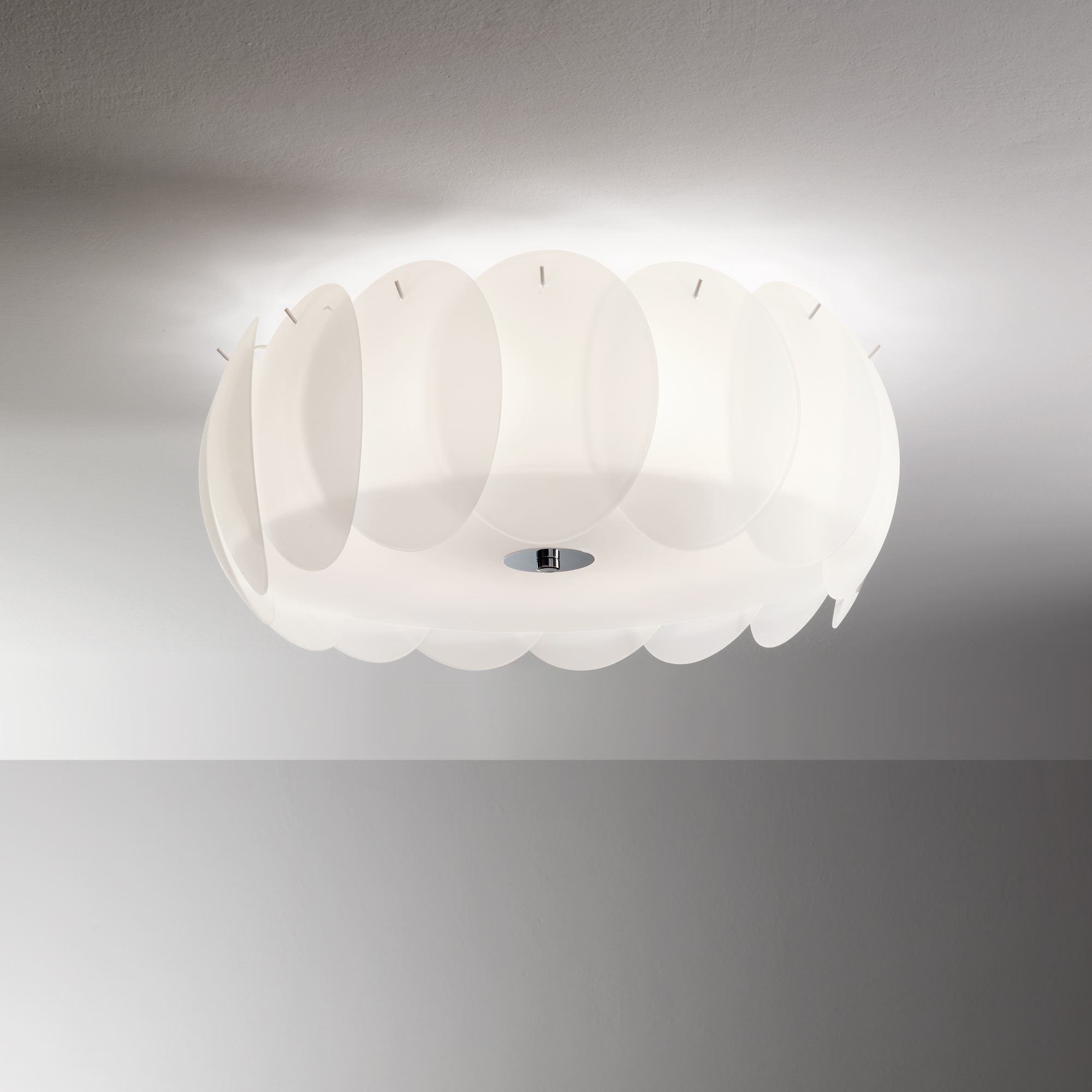 Plafonnier Ovalino en Plaques de Verre Superposées par Ideal Lux Plafonnier Ovalino en Plaques de Verre Superposées par Ideal Lux – Image 4