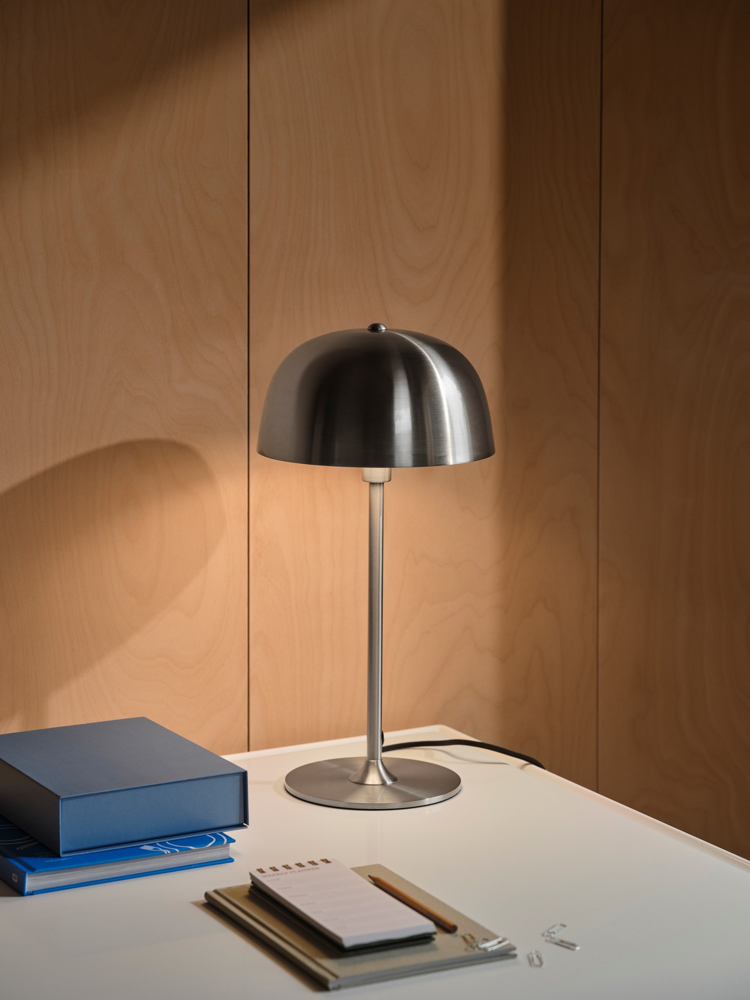 Lampe à poser Cera en métal avec abat-jour dôme au design contemporain par Nordlux Lampe à poser Cera en métal avec abat-jour dôme au design contemporain par Nordlux – Image 5