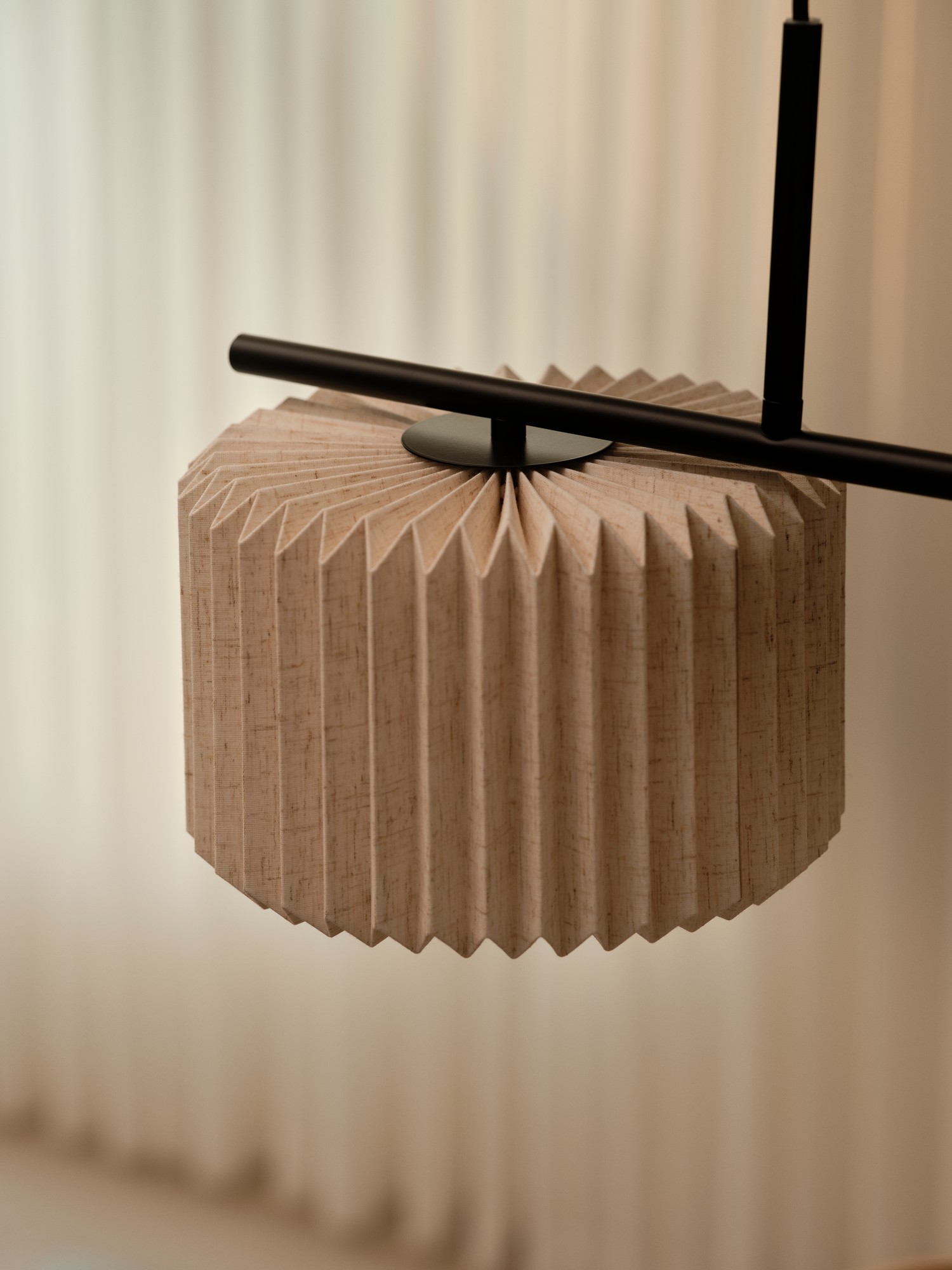 Suspension Vivienne en textile plissé au design contemporain par Nordlux Suspension Vivienne en textile plissé au design contemporain par Nordlux – Image 9