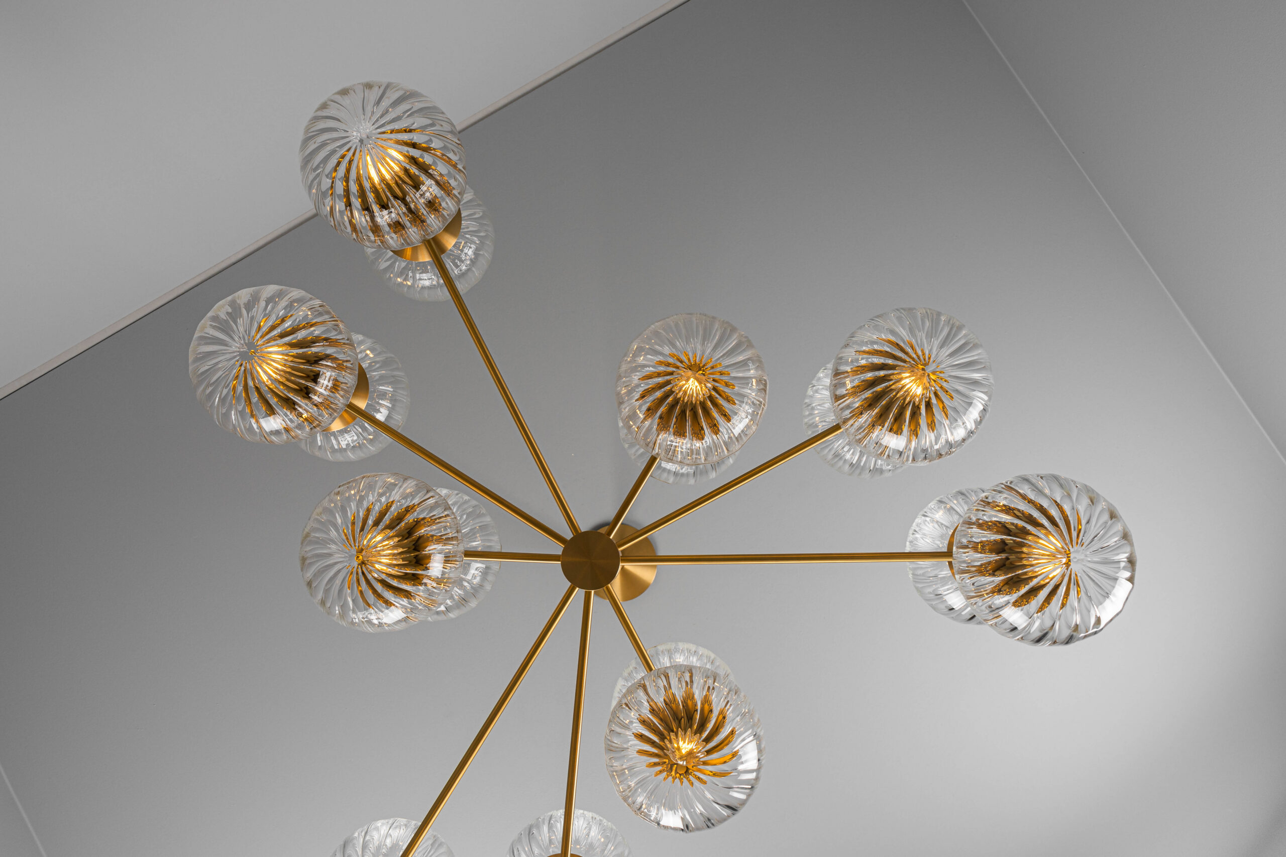 Suspension Zodiac à effet constellation avec globes en verre par Schwung Suspension Zodiac à effet constellation avec globes en verre par Schwung – Image 3