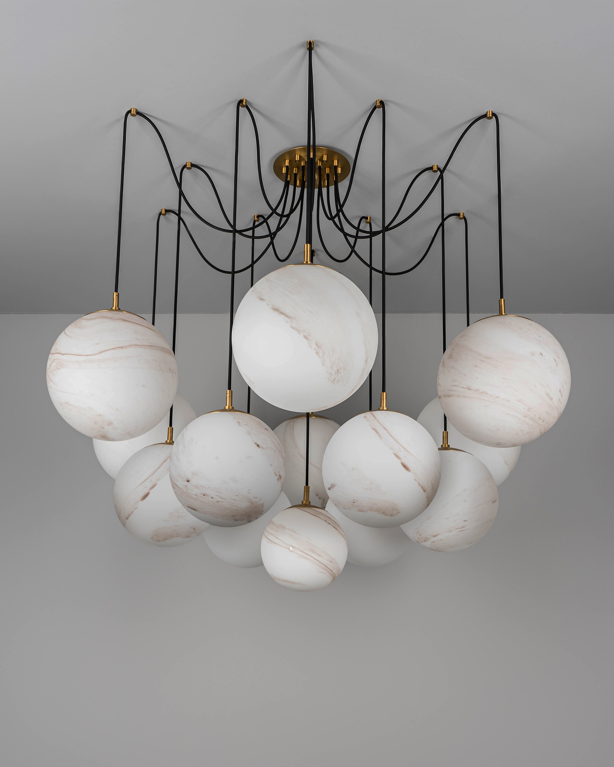 Suspension Spider avec globes en verre suspendus par câbles par Schwung Suspension Spider avec globes en verre suspendus par câbles par Schwung – Image 8
