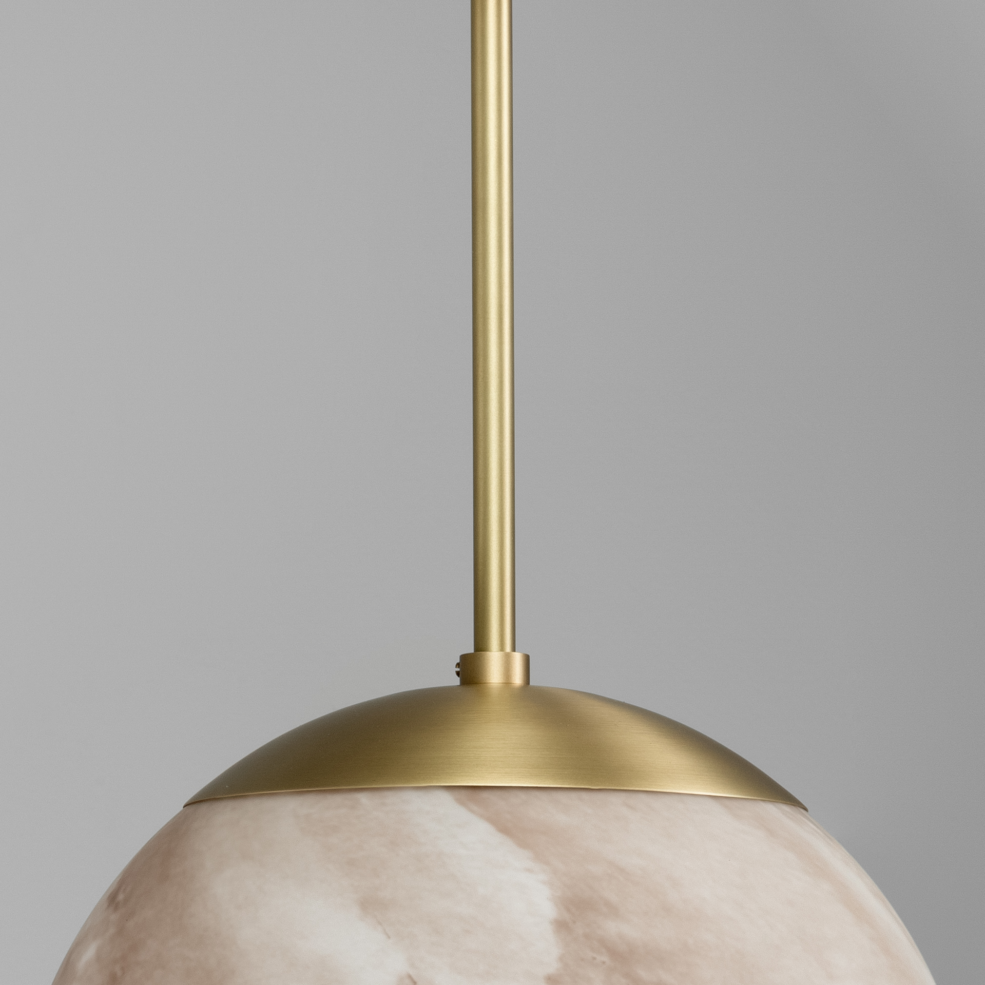 Suspension Globe Marble Single en verre effet marbre par Schwung Suspension Globe Marble Single en verre effet marbre par Schwung – Image 4