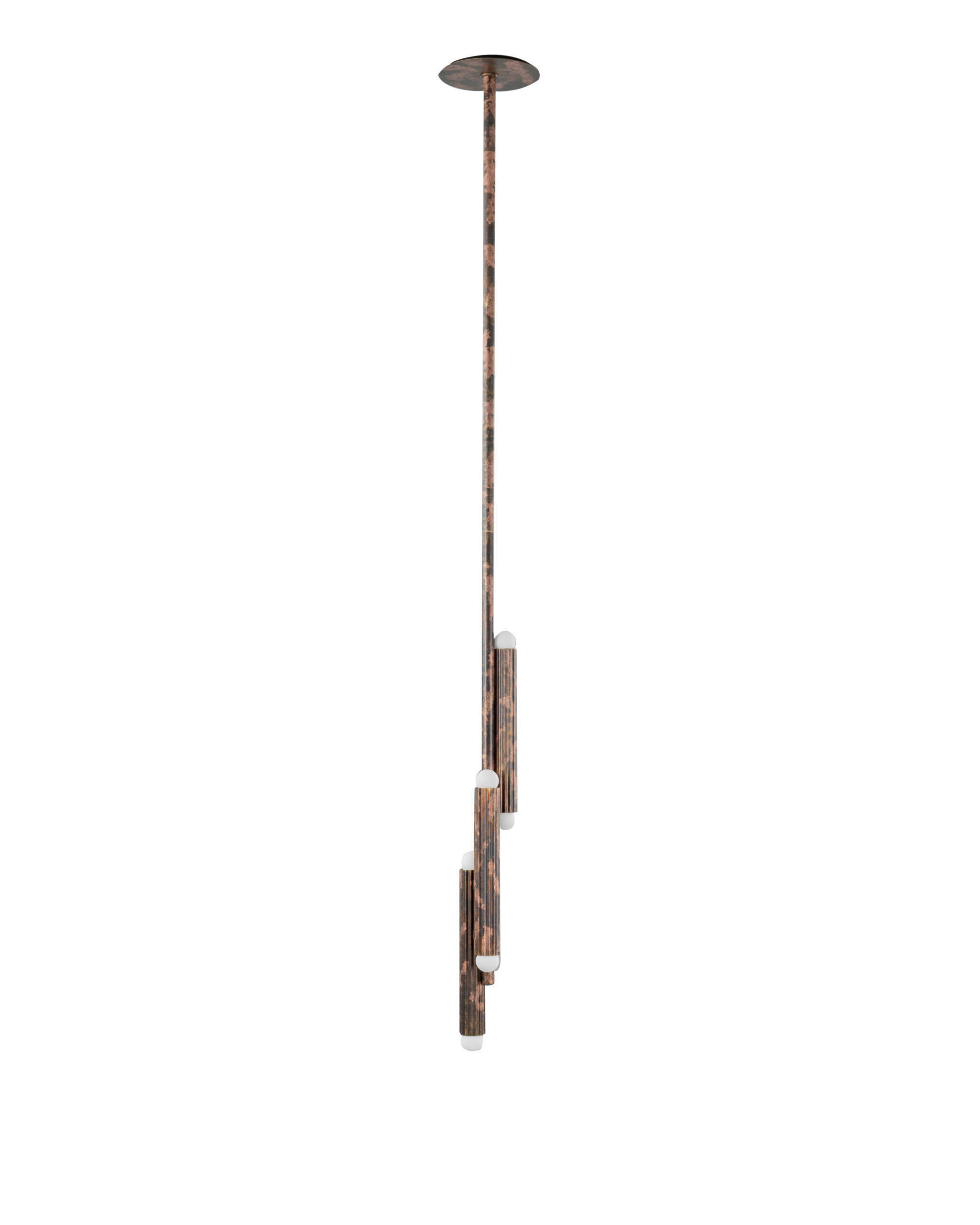 Suspension Vesta à structure cannelée avec diffuseurs aux extrémités par Schwung