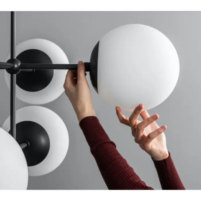 Suspension Armstrong linéaire avec globes en verre par Schwung Suspension Armstrong linéaire avec globes en verre par Schwung – Image 12