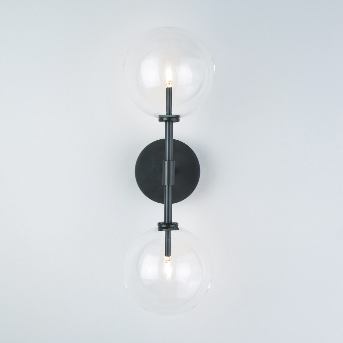 Applique murale Dawn Dual à double globe en verre par Schwung Applique murale Dawn Dual à double globe en verre par Schwung – Image 4