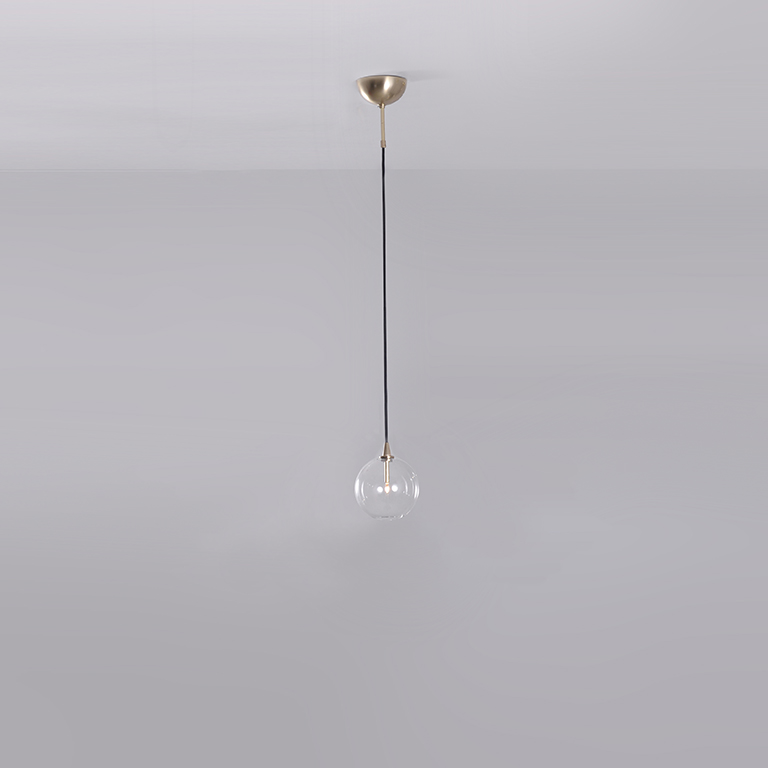 Suspension Glass Globe Clear minimaliste en verre transparent par Schwung Suspension Glass Globe Clear minimaliste en verre transparent par Schwung – Image 5