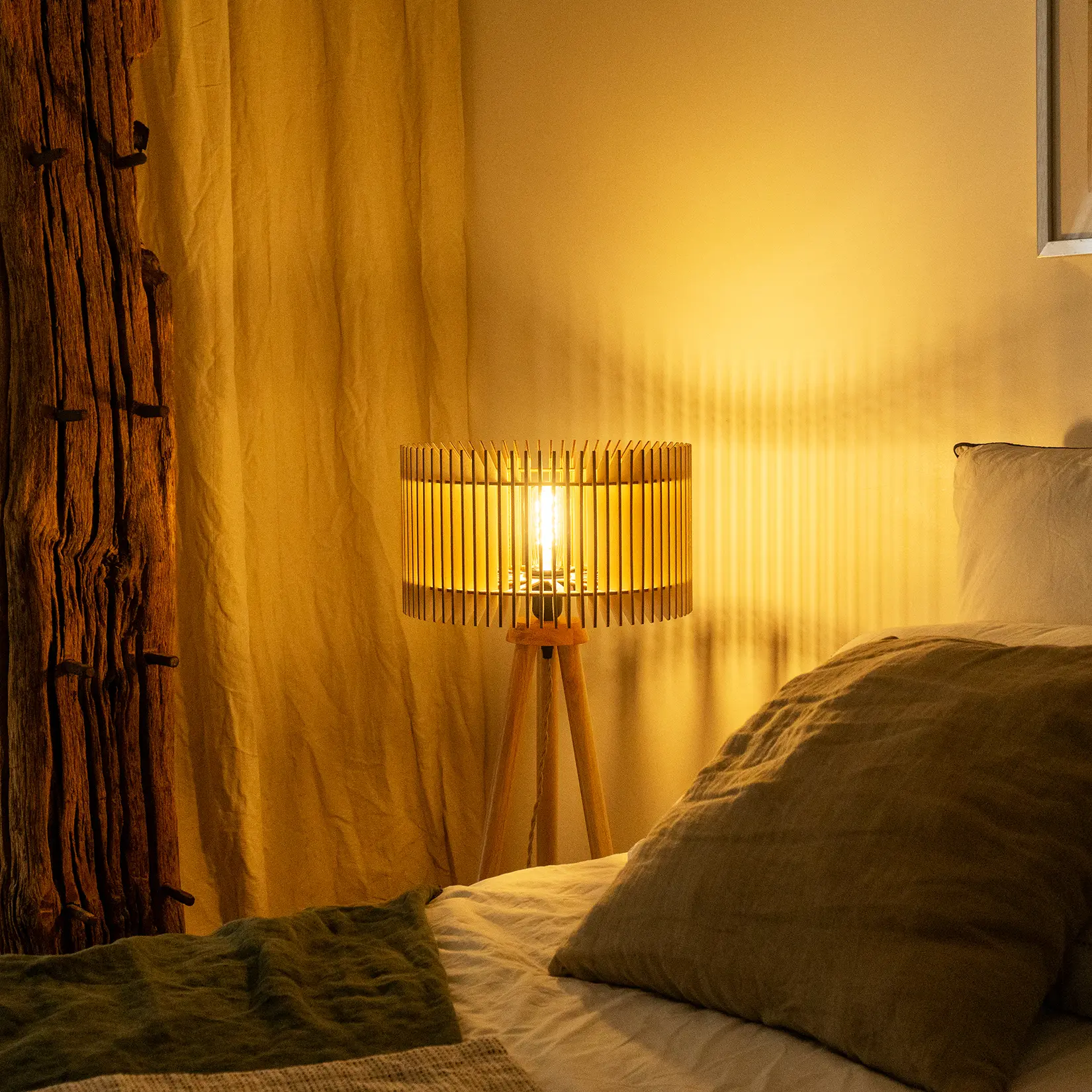 Lampadaire design en bois Apollon x Atelier Loupiote Lampadaire design en bois Apollon x Atelier Loupiote – Image 10