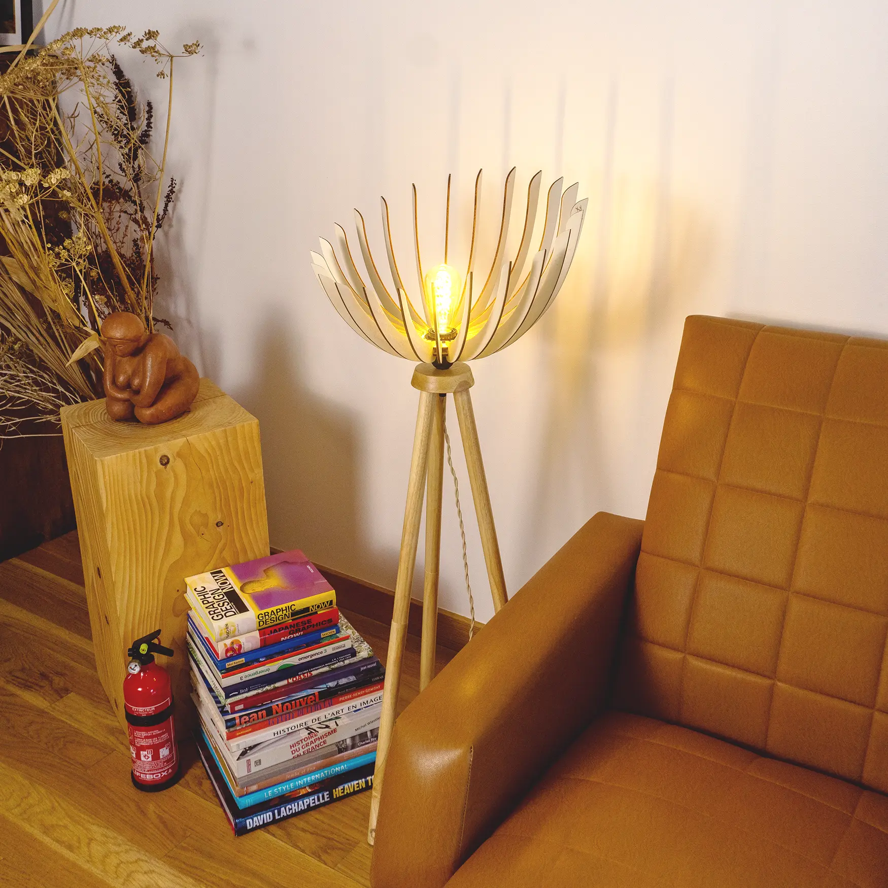 Lampadaire en bois moderne Athéna x Atelier Loupiote Lampadaire en bois moderne Athéna x Atelier Loupiote – Image 10