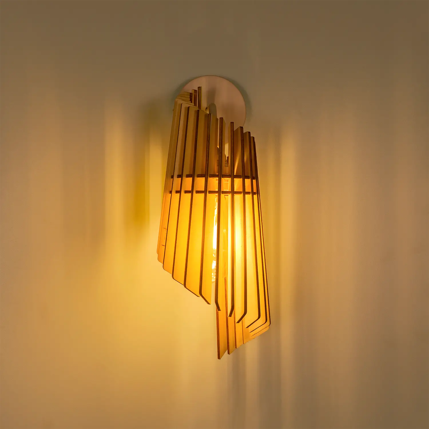 Applique fine en bois Perle au design contemporain x Atelier Loupiote Applique fine en bois Perle au design contemporain x Atelier Loupiote – Image 4