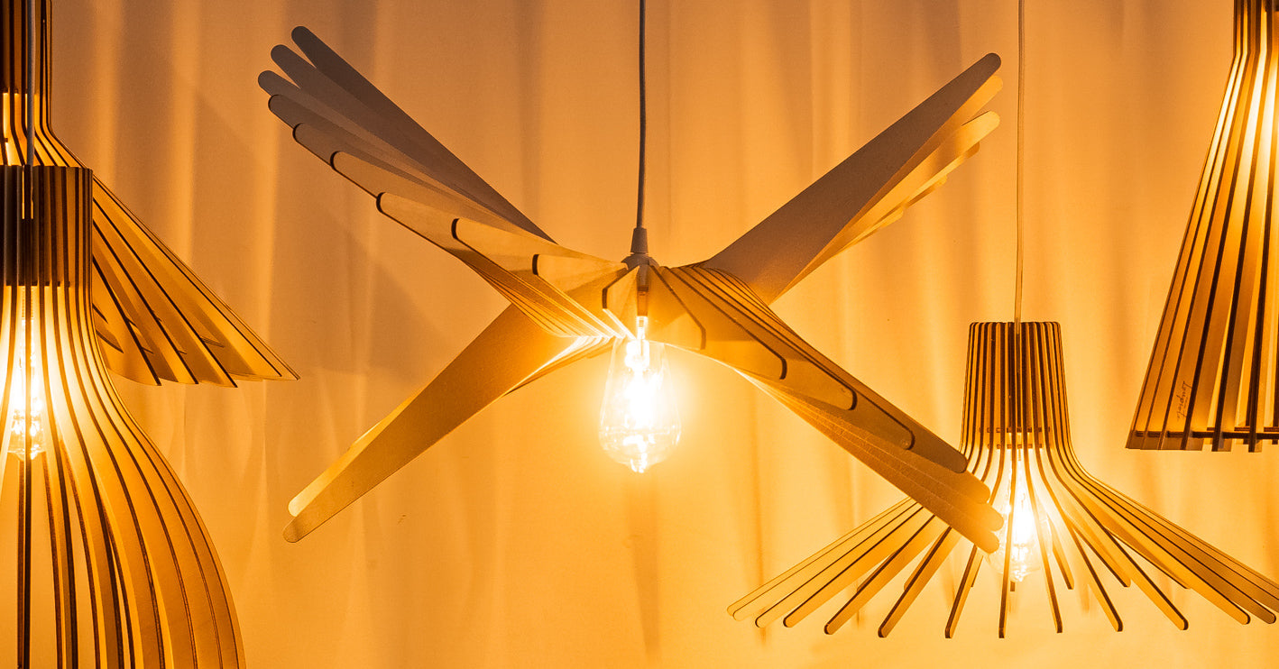 Suspension en Bois : Comment Bien la Choisir et l'Intégrer à sa Déco suspension bois Atelier Loupiote fabrication artisanale
