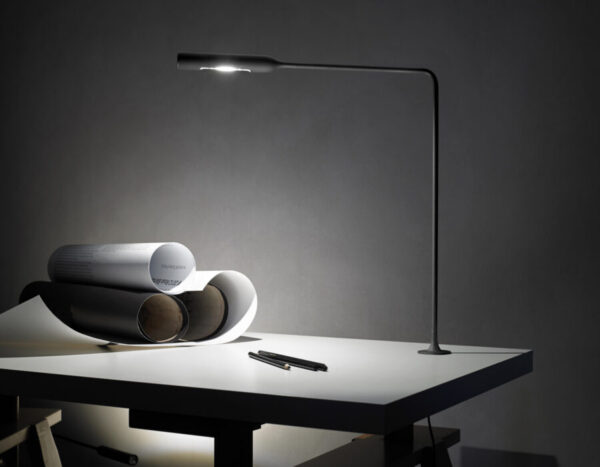 Lampe de table Flo Grommet Lumina
