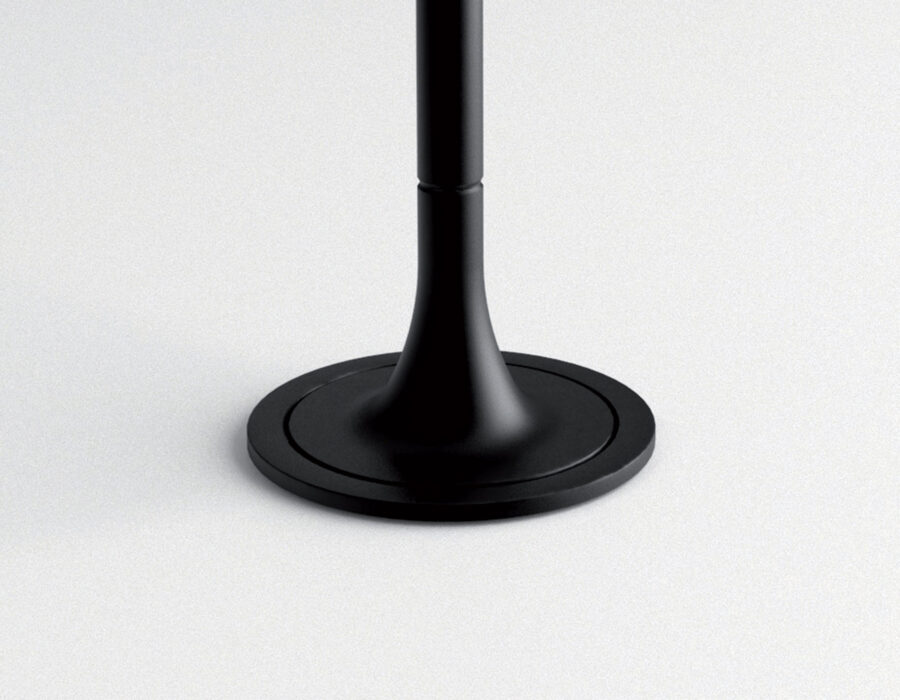 Lampe de table Flo Grommet par Foster + Partners x Lumina Lampe de table Flo Grommet Lumina