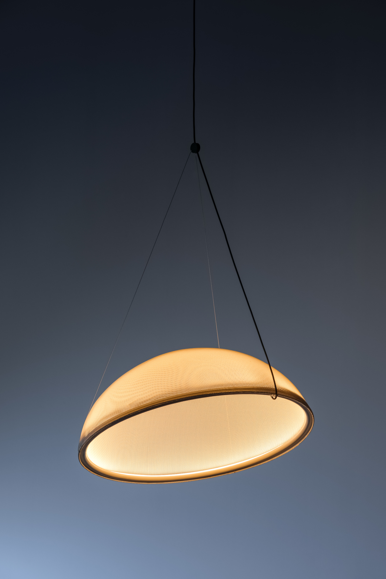 Suspension Baleira A emotional light ambiance