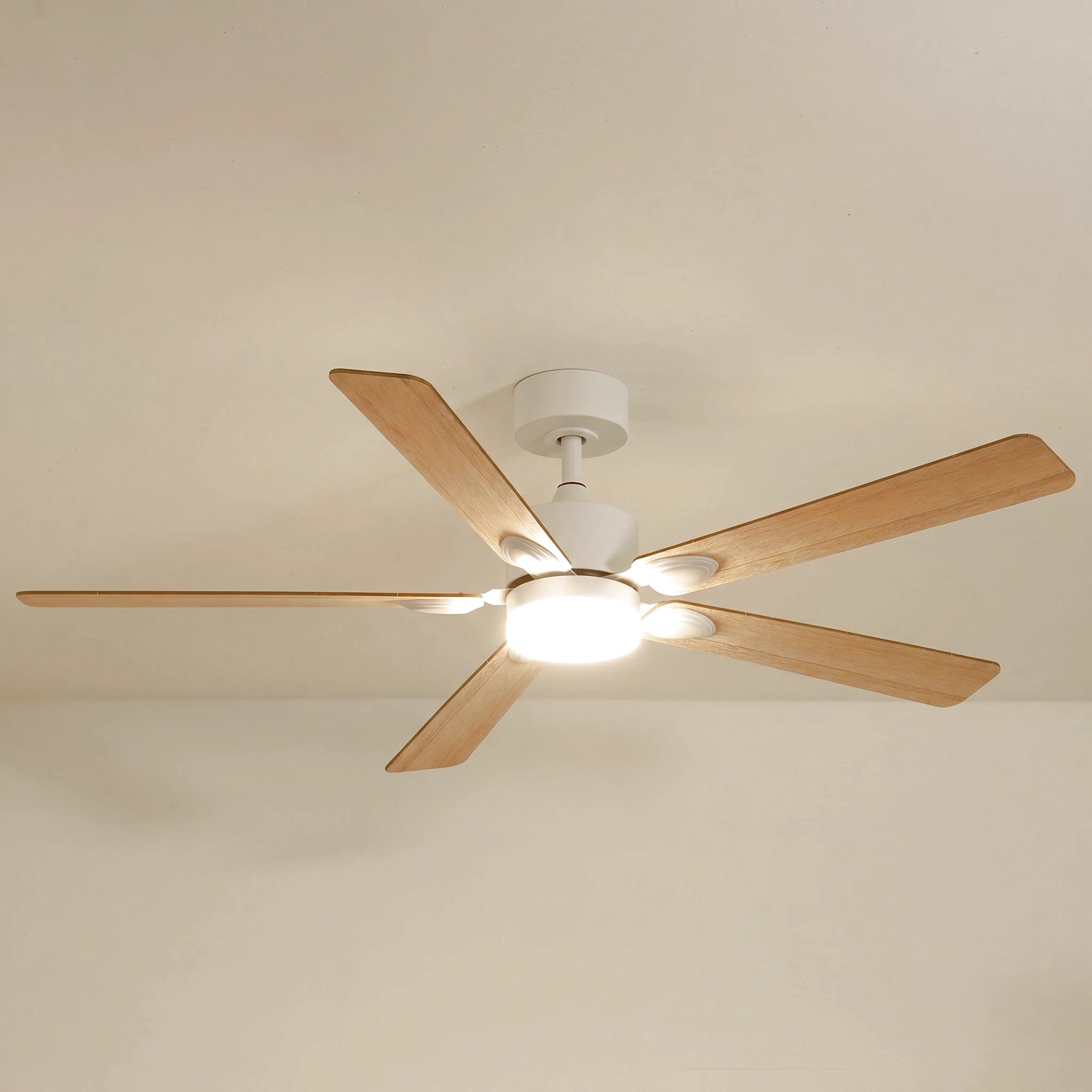 Ventilateur plafond mistral bois eclairage LED 141cm 2