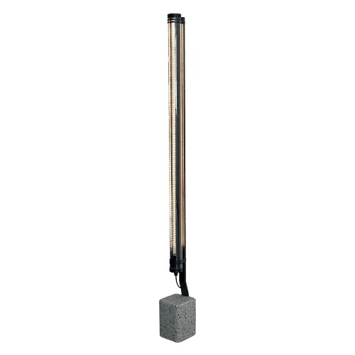 Fournisseur luminaires hôtel : comment bien choisir ? lampadaire industriel Lukas Elements Lighting noir grille