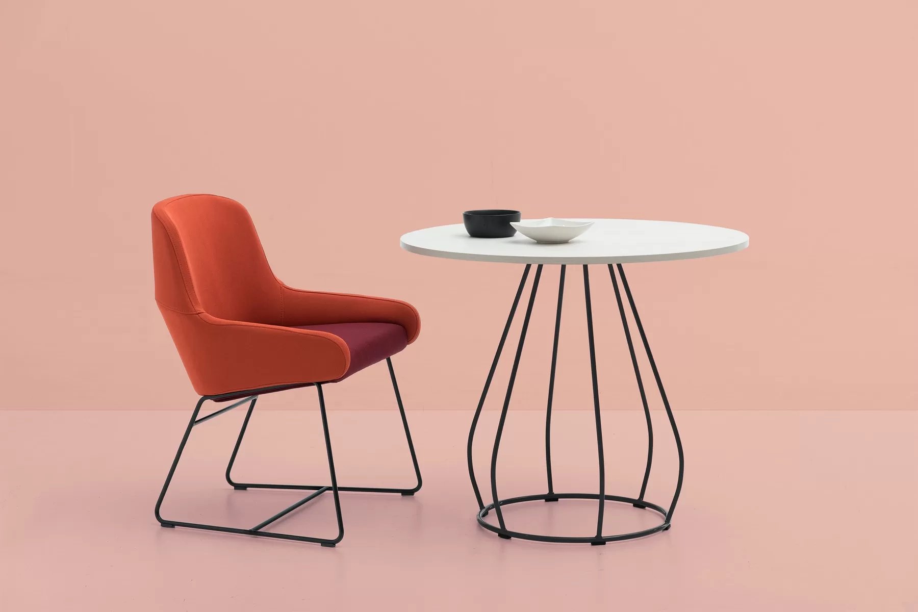 Table café design en situation