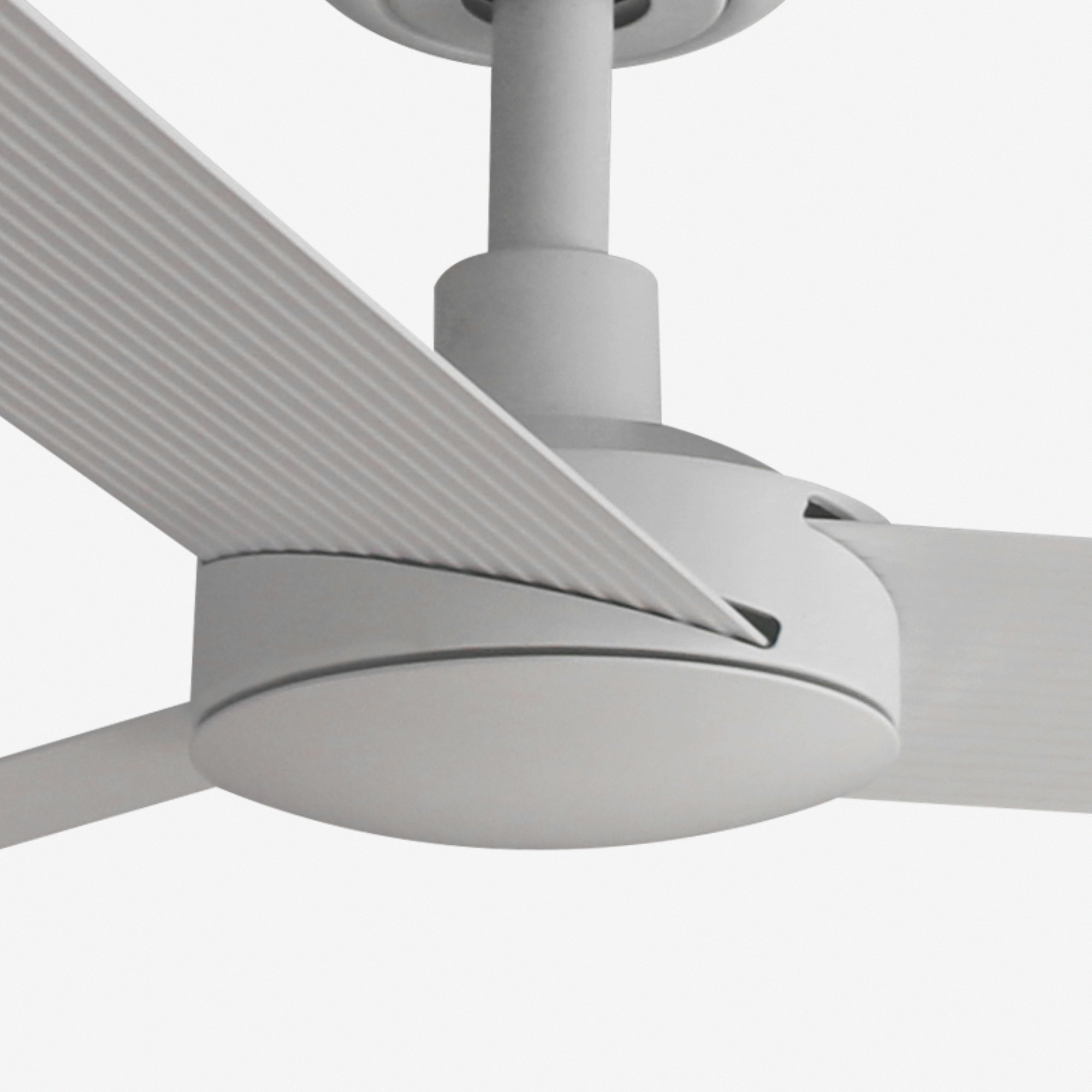 Ventilateur de Plafond CRUISER Sans Lumière par Faro ventilateur plafond salon