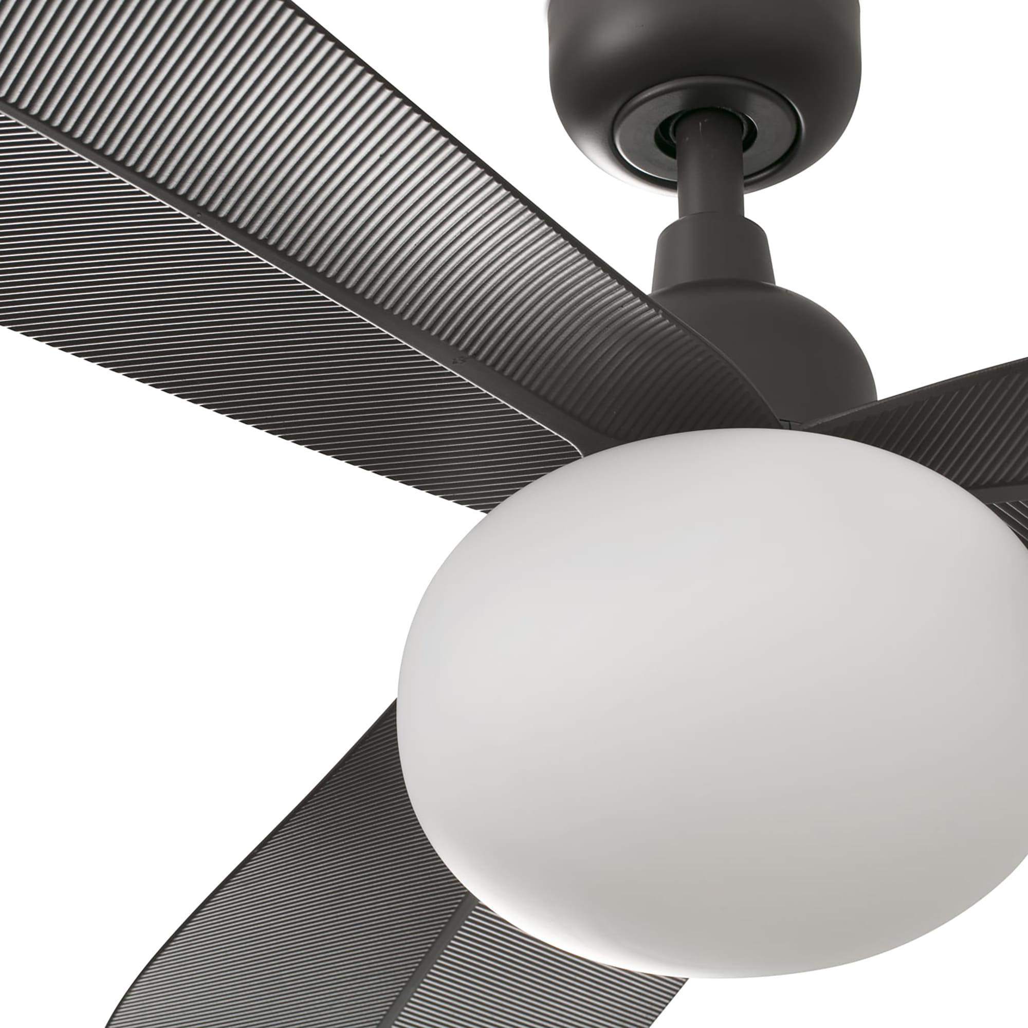 Ventilateur de Plafond PALMA Avec Lumière par Faro ventilateur plafond exterieur