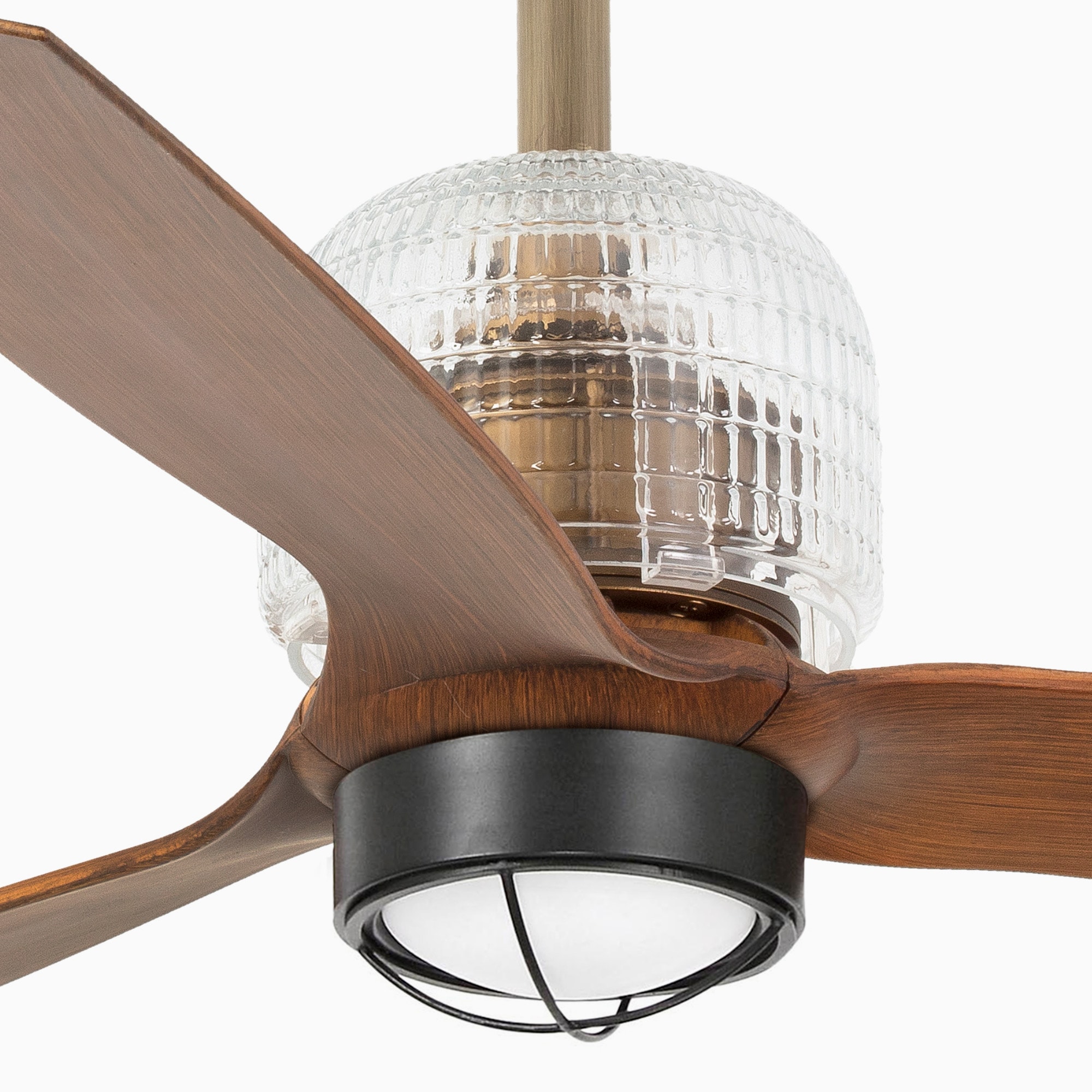Ventilateur de Plafond DECO FAN Avec Lumière par Faro ventilateur plafond haut de gamme DECO FAN détail éclairage verre