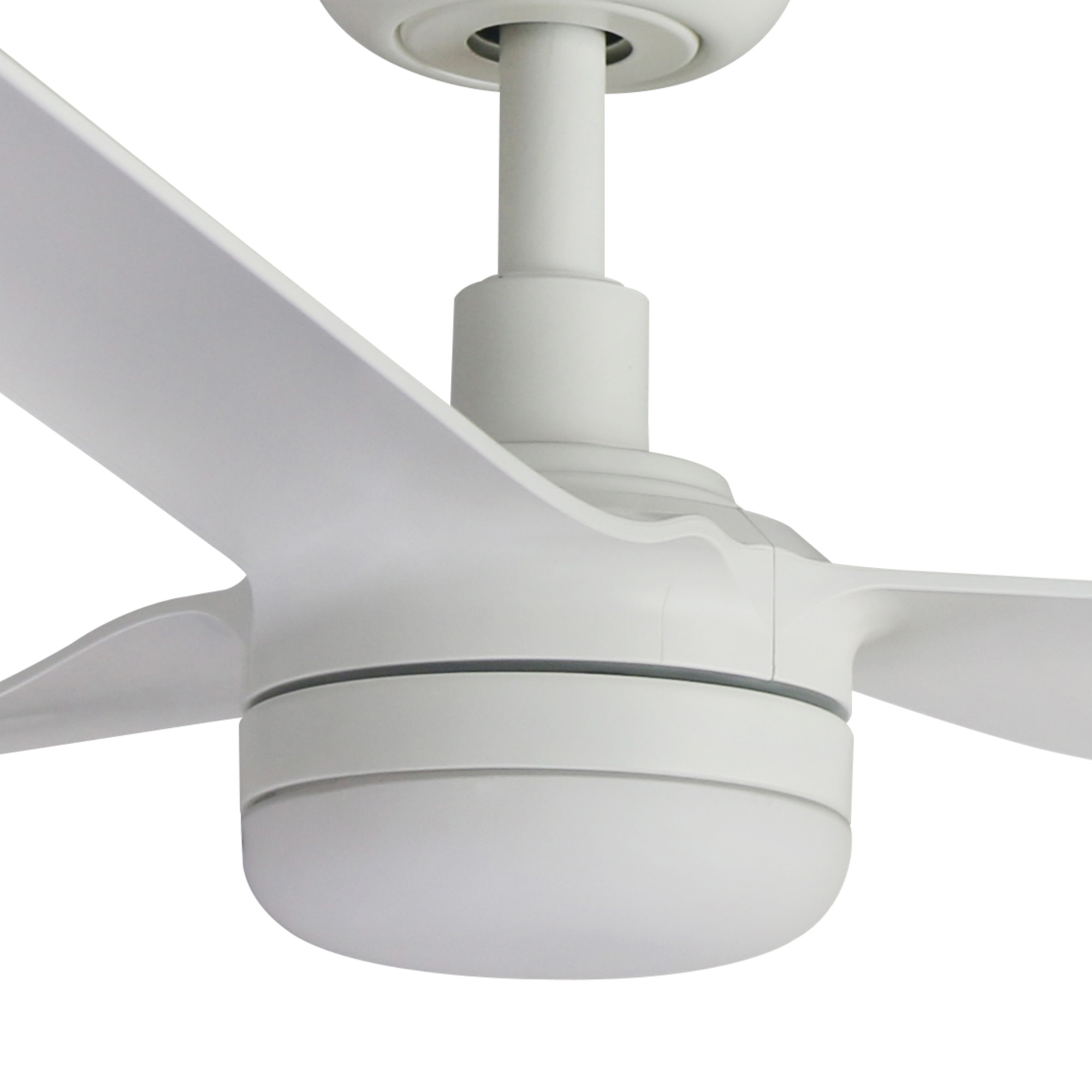 Ventilateur de Plafond PUNT Avec Lumière par Faro ventilateur plafond noir et bois