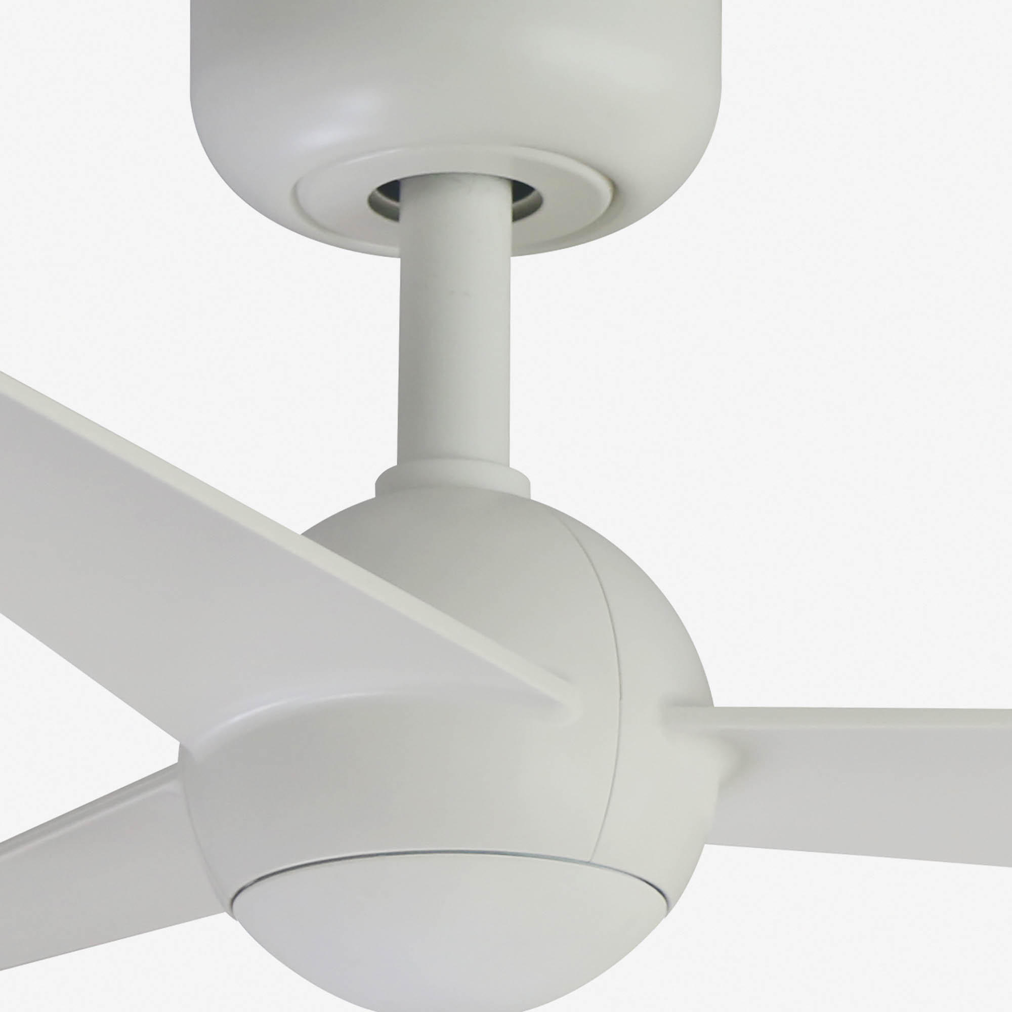 Ventilateur de Plafond SFERA Sans Lumière par Faro ventilateur plafond blanc