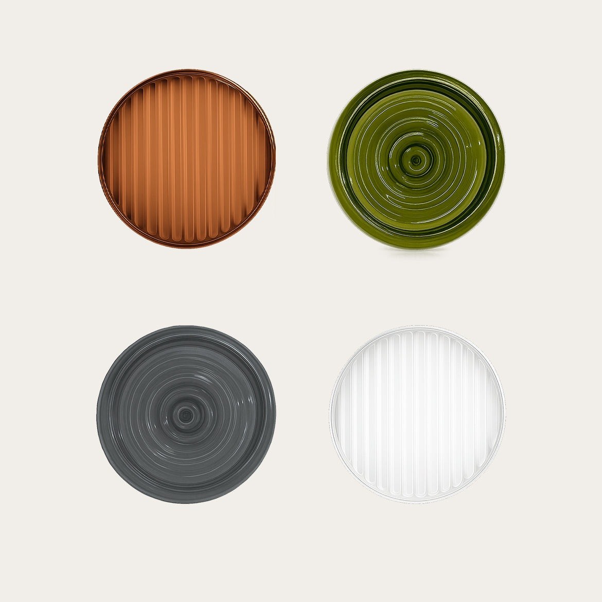 applique murale Blink les quatre disques de verre, ambré, vert olive, graphite et givré, sur fond beige
