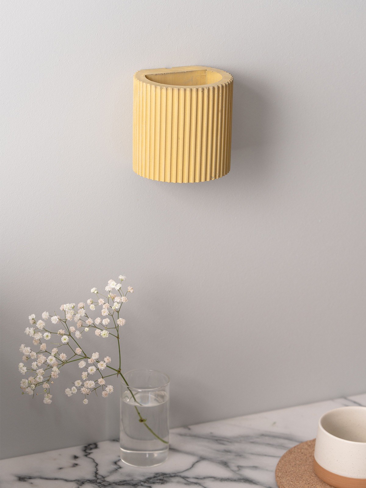 Applique S6 en béton par Stefan Gant x Gant Lights Applique S6 en béton par Stefan Gant x Gant Lights, sable