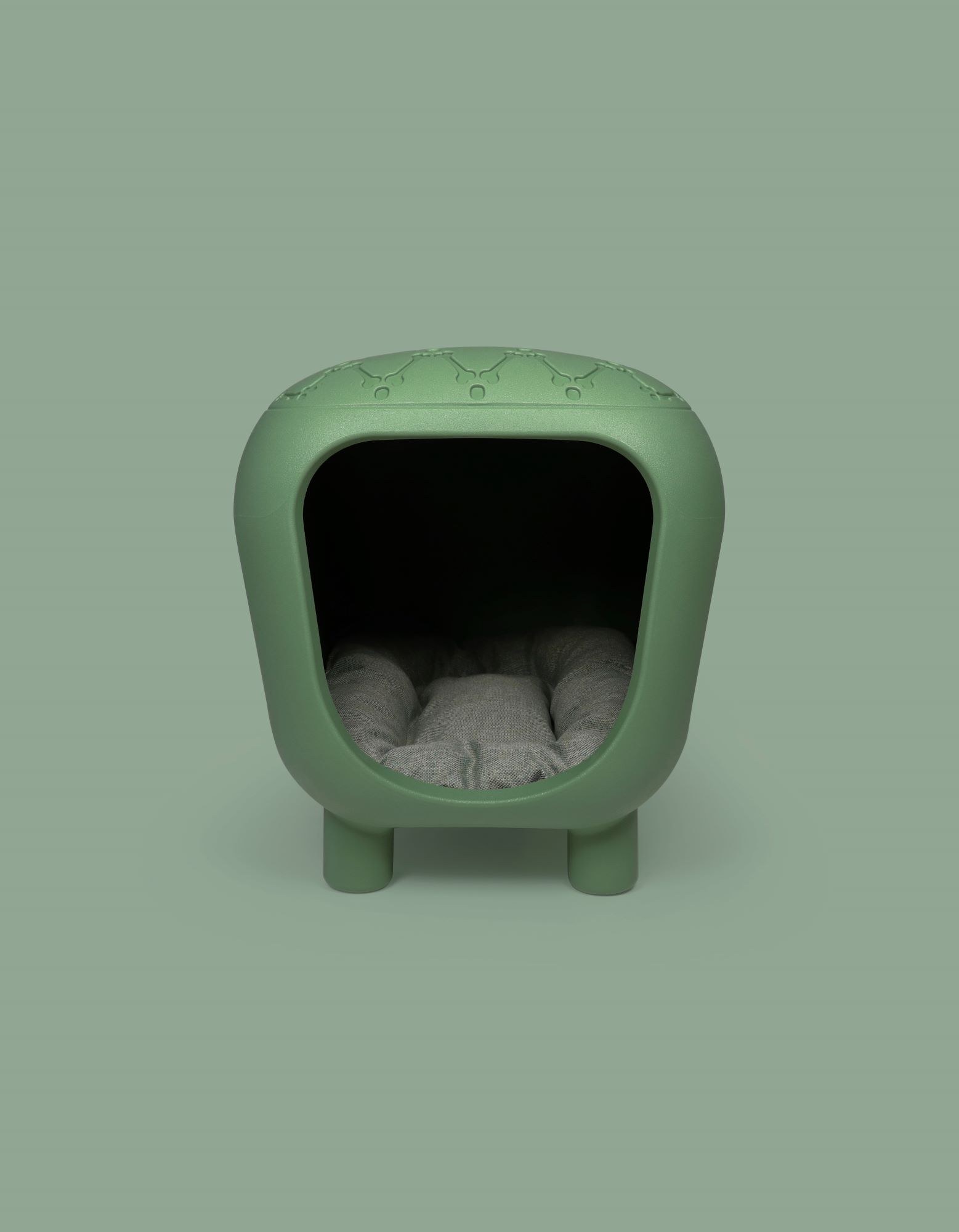 Banc niche Pancuccia pour chien et chat en polyéthylène par Roberto Rago et Alessandro Gorla x SLIDE Studio banc niche Pancuccia Malva Green vue de face