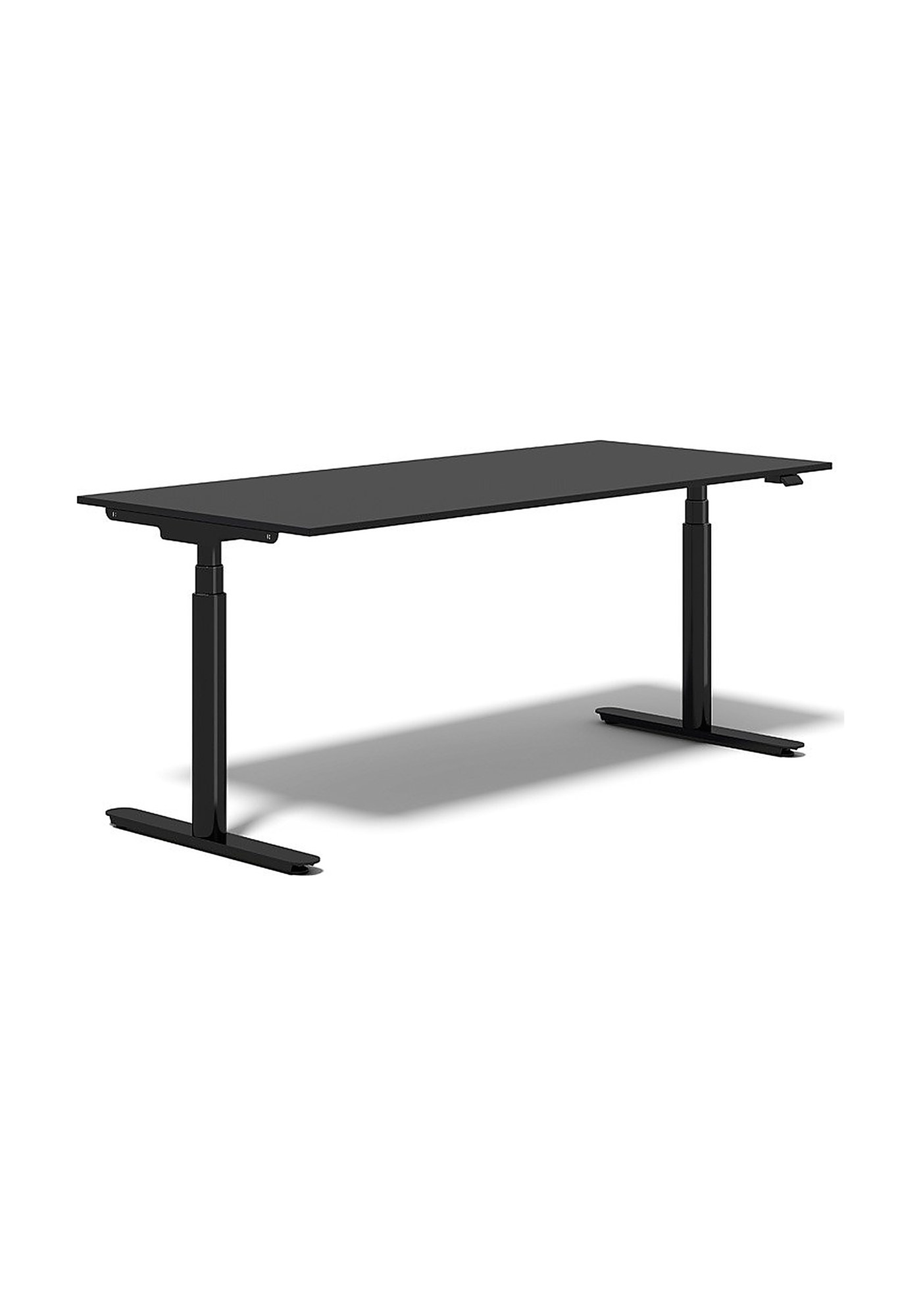 Bureau assis debout Nuvola e par Bralco, électrique, 140 à 200 cm bureau assis debout Nuvola e Bralco électrique, plateau noir sur piètement noir, fond blanc