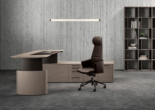 bureau de direction Eleva e Bralco avec meuble de service dans un bureau de direction