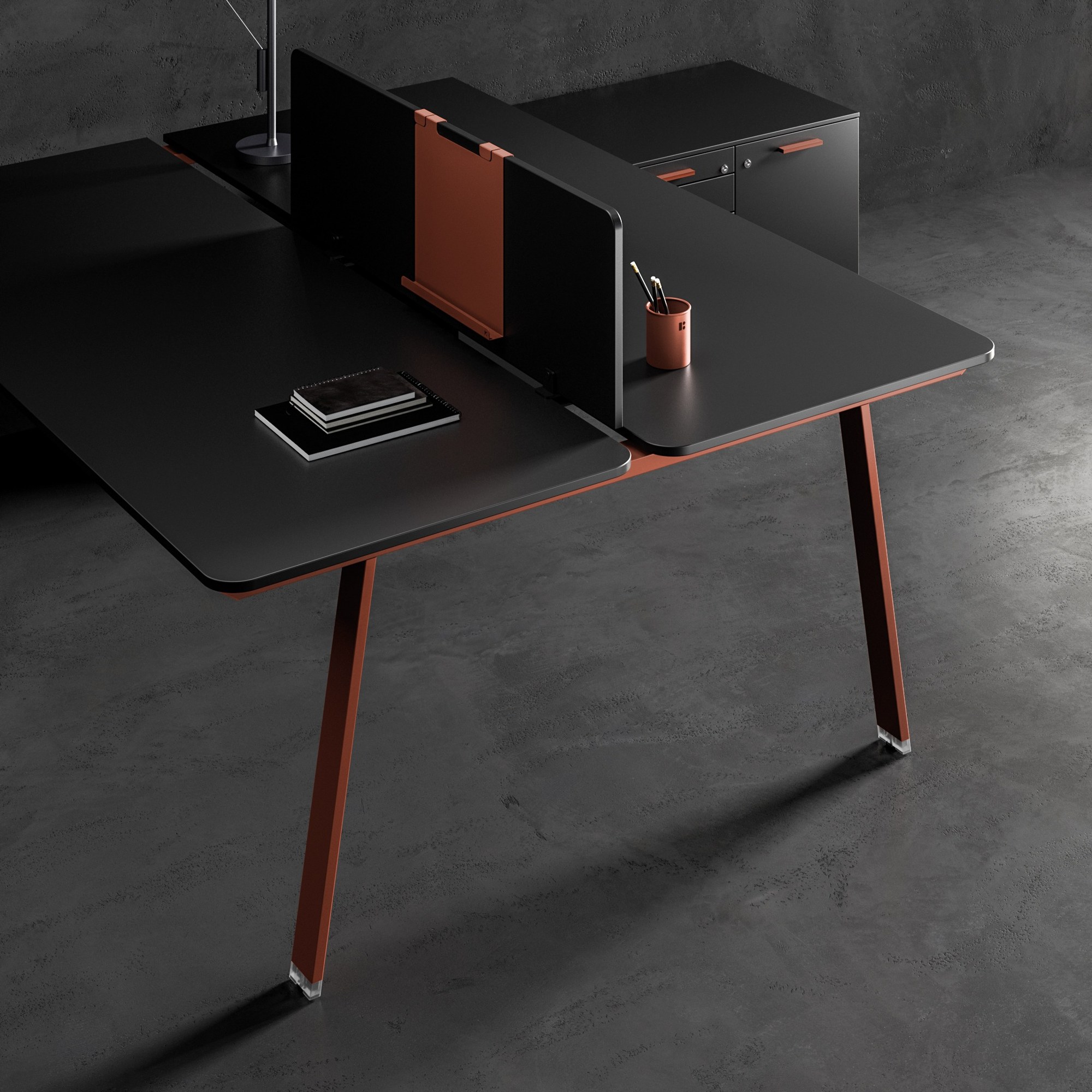 Bureau Take-Off par Bralco, pieds en A, version Evo, 140 à 200 cm bureaux Take-Off Evo Bralco en bench, plateaux noirs aux angles arrondis sur pieds cuivre rose