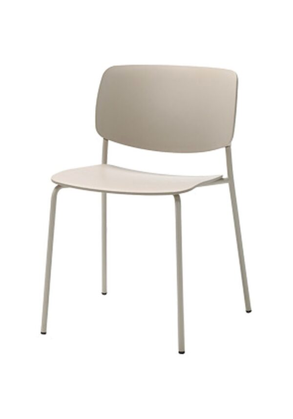 chaise restaurant Inclass Aryn taupe sur 4 pieds acier, fond blanc