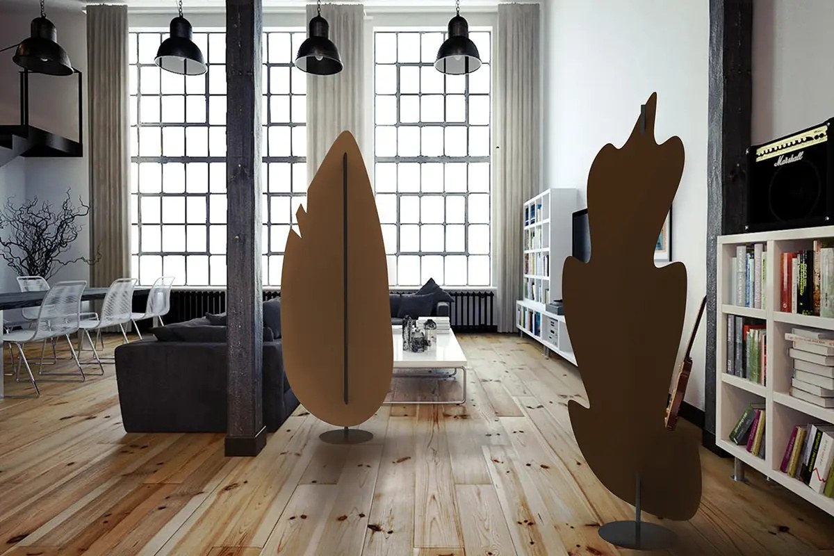Cloison acoustique Daphne par Slalom, feuilles en feutre bicolore cloison acoustique feuille Slalom Daphne marron dans un salon de style loft