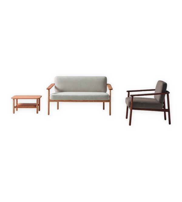 fauteuil lounge bois Inclass Wudi, fauteuil, canapé et table basse sur fond blanc