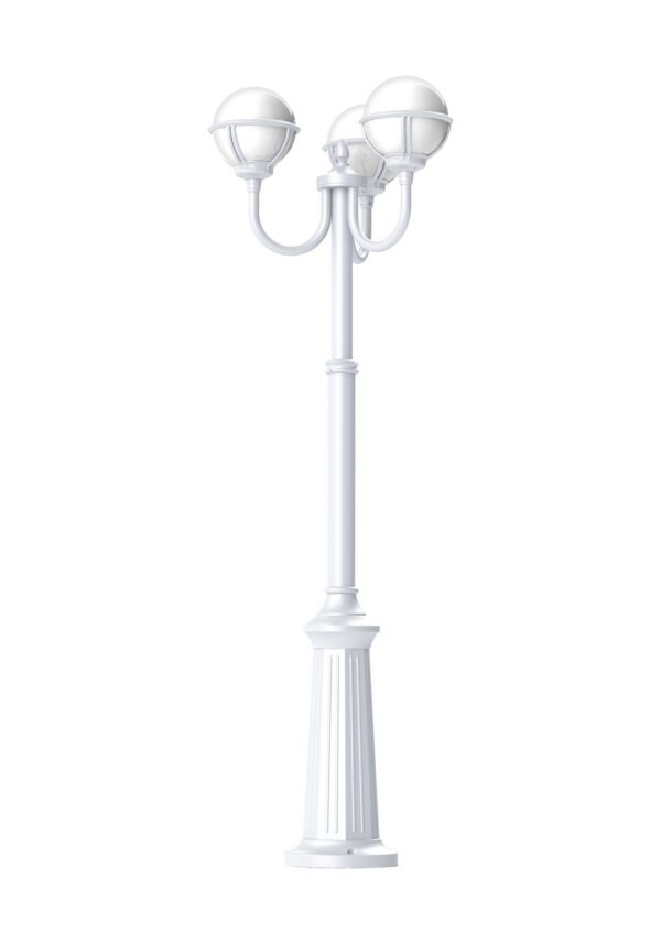 lampadaire 3 têtes Boréal en aluminium blanc avec trois globes opale, rendu sur fond blanc